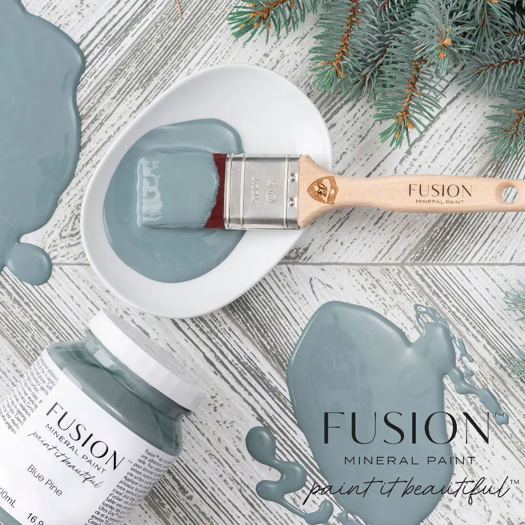 004-Fusion_Milk_Paint_Powder_Blue_Pine_Flatlay_BOTTLE_SQUARE_HR_210420_8487(1).webp