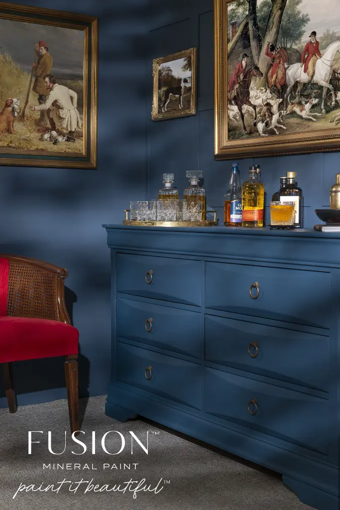 20-Fusion_Mineral_Paint_Willowbank_Chest_WR_220622_3769-Edit-2(1).webp