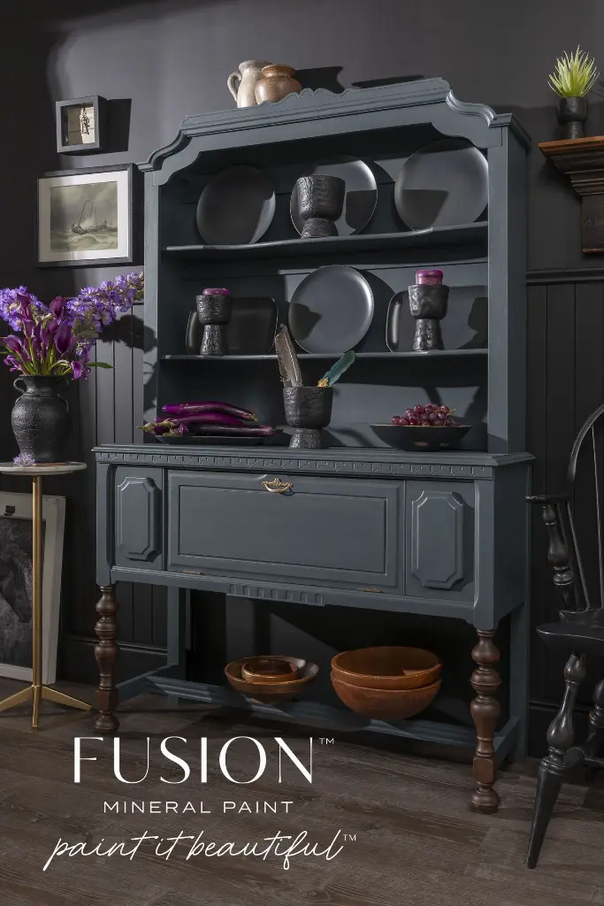14-Fusion_Mineral_Paint_Cambridge_Welsh_Hutch_Finals_WR_230304_0845-Edit(1).webp