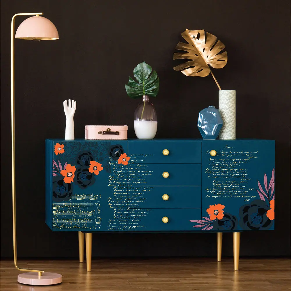 Fleur Noir L'atelier d'Ama REdesign with Prima 1.webp