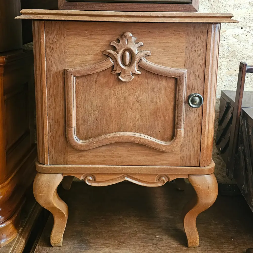 Table de nuit 