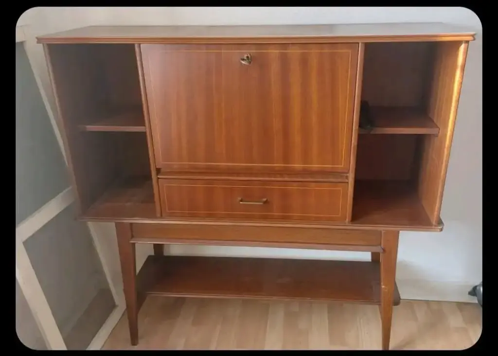 Grand meuble de rangement