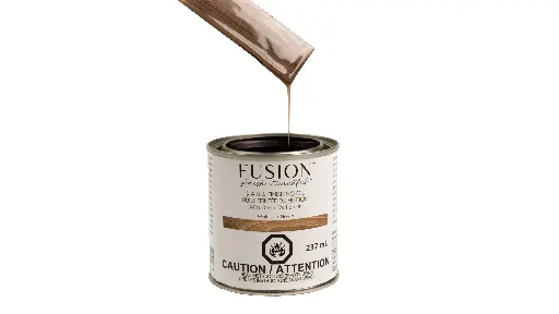 Fusion – Stain & Finishing Oil Walnut 237ml