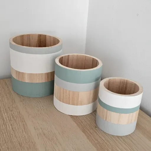 3 pots de fleurs en bois "sterling"